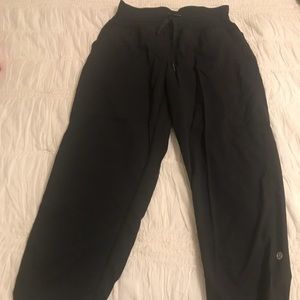 Lululemon capris
